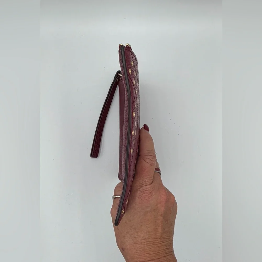 Michael Kors Jet Set Travel XL Zip Stud Clutch Wristlet Pebbled Leather Mulberry - Picture 8 of 10